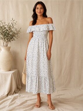 20. BNWT Petal and Pup Priscilla Strapless Dress Size Small